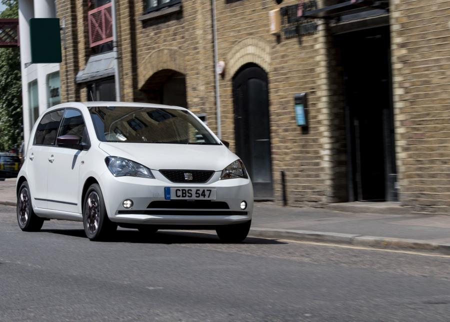  Seat Mii by MANGO 5-Door 2016 года  (UK) (фото 23 из 30)